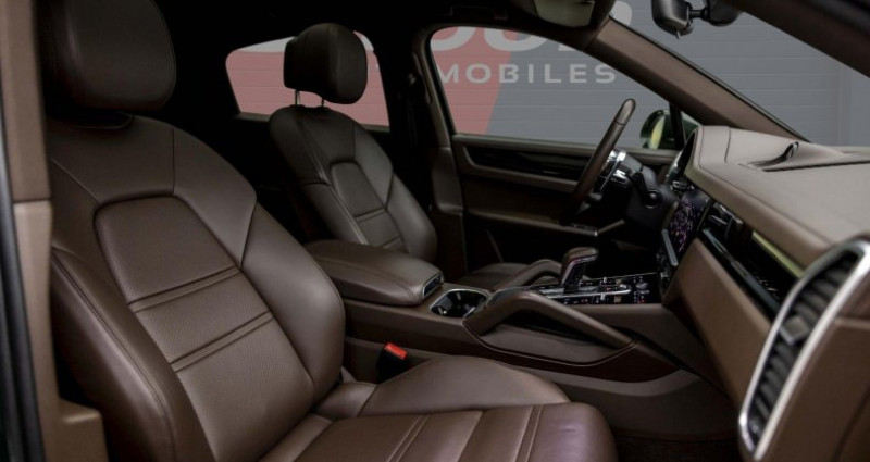 Porsche Cayenne E-Hybrid COUPE PHASE 1 V6 3.0 462 BVA Tiptronic S |  26.532E 2022 - photo n°5 Porsche Cayenne E-Hybrid COUPE PHASE 1 V6 3.0 462 BVA Tiptronic S |  26.532E  occasion à Saint-Égrève - photo n°5